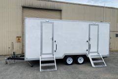 King-Kong-Mobile-Bathroom-External-10