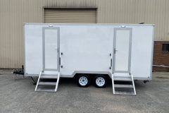 King-Kong-Mobile-Bathroom-External-2