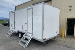 King-Kong-Mobile-Bathroom-External-4