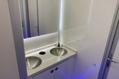 King-Kong-Bathroom-Internal-11